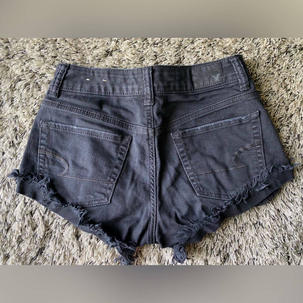 American Eagle Outfitters Woman High Wasited Black Denim Vintage Jean Shorts - Picture 2 of 5